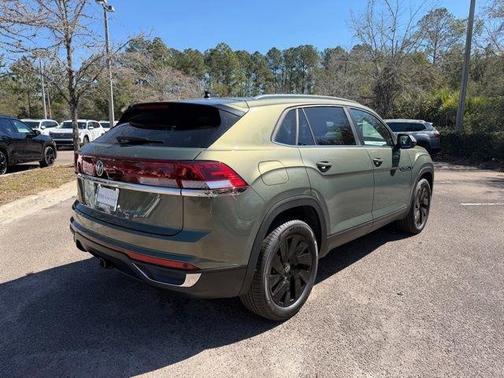 Avocado Green Pearl 2026 Volkswagen Atlas Cross Sport 2.0T SE W/TECHNOLOGY