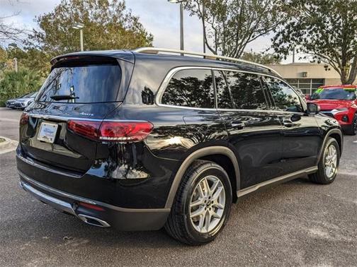 Photo 4 of 31 of 2020 Mercedes-Benz GLS 450 Base 4MATIC