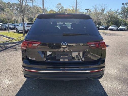 2023 Volkswagen Tiguan 2.0T S