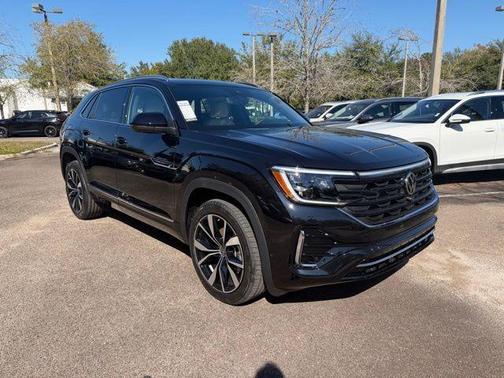 2026 Volkswagen Atlas Cross Sport 2.0T SEL Premium R-Line