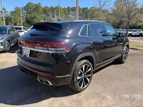 2026 Volkswagen Atlas Cross Sport 2.0T SEL Premium R-Line