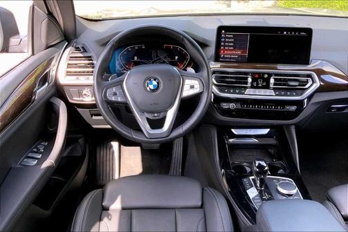 2024 BMW X4 xDrive30i