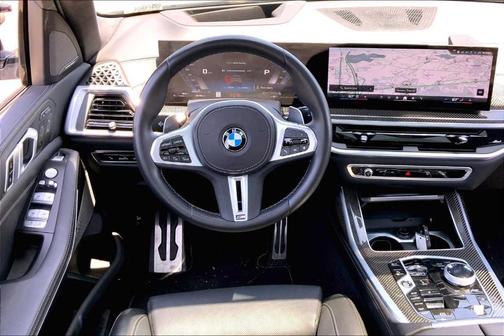 2024 BMW X7 M60i
