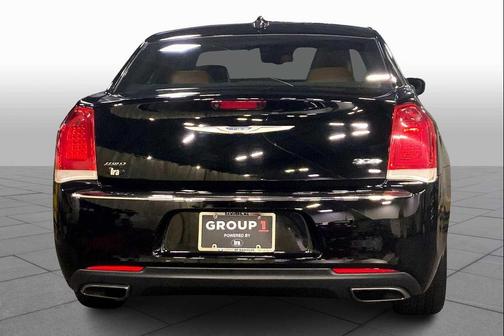 2018 Chrysler 300 Limited