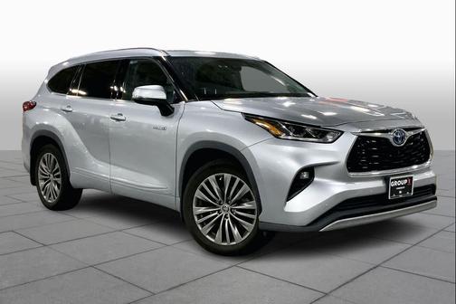 2021 Toyota Highlander Hybrid Platinum