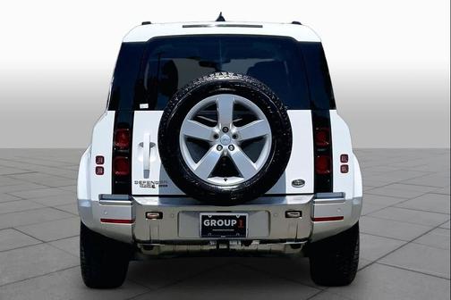 Fuji White 2023 Land Rover Defender 110 SE