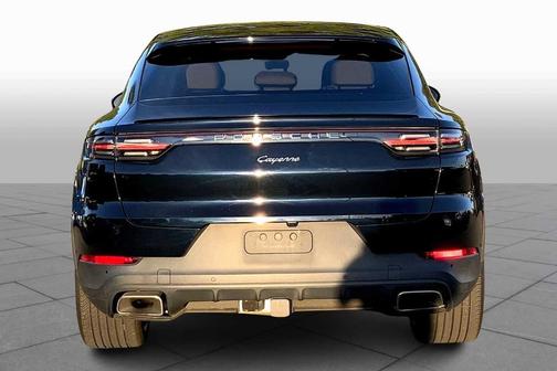 2022 Porsche Cayenne Base (Tiptronic)