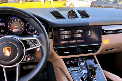 2022 Porsche Cayenne Base (Tiptronic)