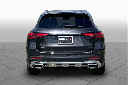 Graphite Grey Metallic 2024 Mercedes-Benz GLC 300 4MATIC