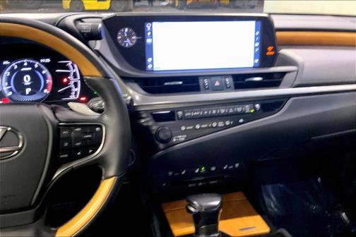 2019 Lexus ES 350 Luxury