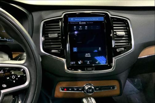 2017 Volvo XC90 T6 Inscription