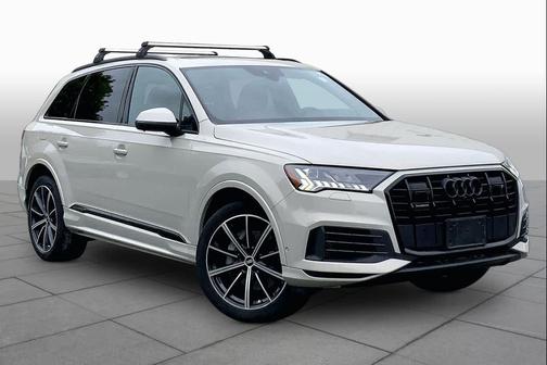 Glacier White Metallic 2021 Audi Q7 45 Premium Plus