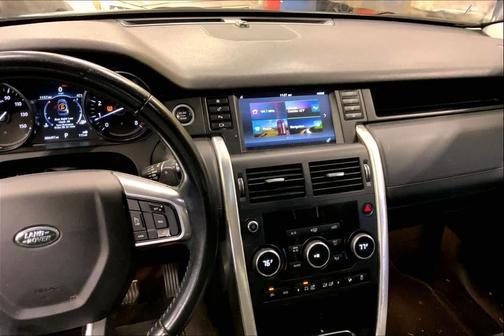 2017 Land Rover Discovery Sport HSE LUX