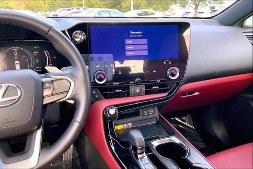 2025 Lexus NX 450h+ Luxury