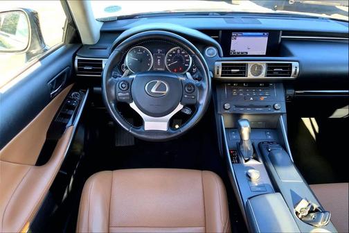 2016 Lexus IS 300 Base