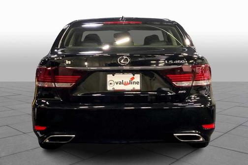 2016 Lexus LS 460 Base (A8)