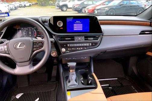 2025 Lexus ES 350 Base