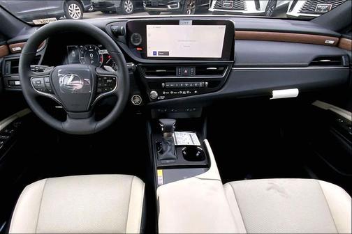 2025 Lexus ES 350 Base