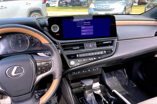 2025 Lexus ES 350 Ultra Luxury