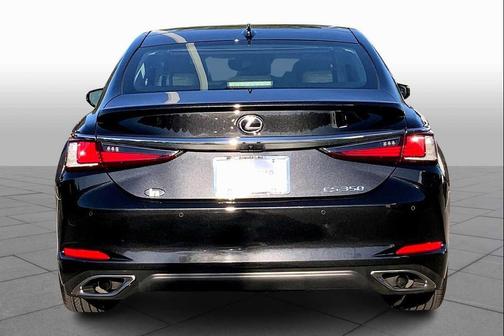 2025 Lexus ES 350 Ultra Luxury