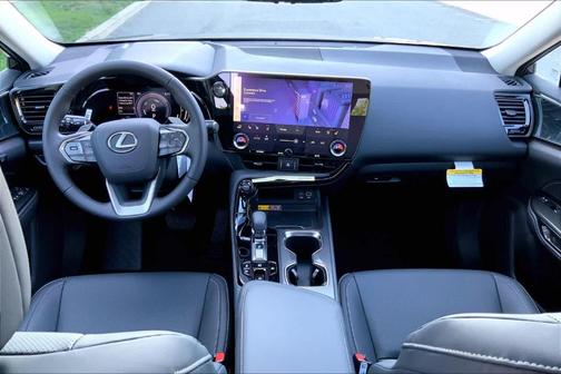 2025 Lexus NX 350h Premium