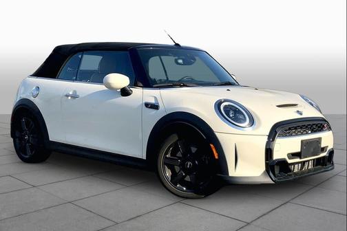 Pepper White 2023 MINI Convertible Cooper S
