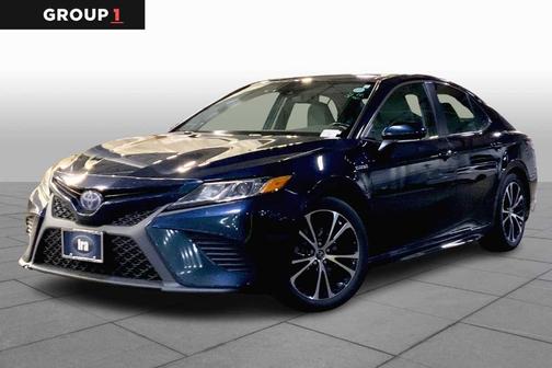 2019 Toyota Camry Hybrid SE