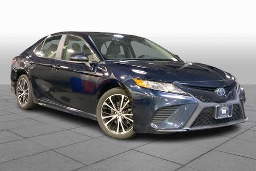 2019 Toyota Camry Hybrid SE