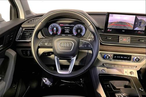 2023 Audi Q5 45 S line Premium Plus