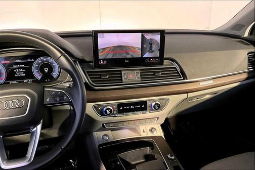 2023 Audi Q5 45 S line Premium Plus