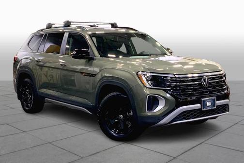 2024 Volkswagen Atlas 2.0T Peak Edition SE w/Technology