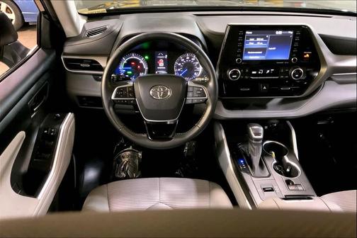 2021 Toyota Highlander Hybrid LE