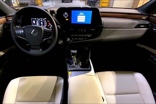 2025 Lexus ES 350 Base