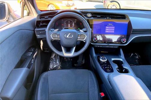 2023 Lexus RZ 450e Luxury