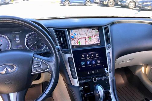 2015 INFINITI Q50 Premium