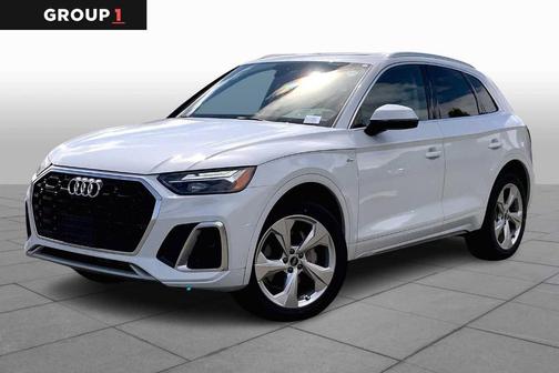 2022 Audi Q5 45 S line Premium Plus
