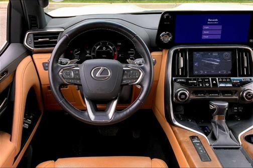 2022 Lexus LX 600 Premium
