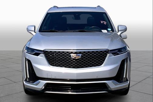 Radiant Silver Metallic 2020 Cadillac XT6 Premium Luxury FWD