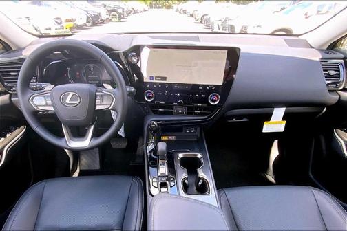2025 Lexus NX 450h+ Luxury