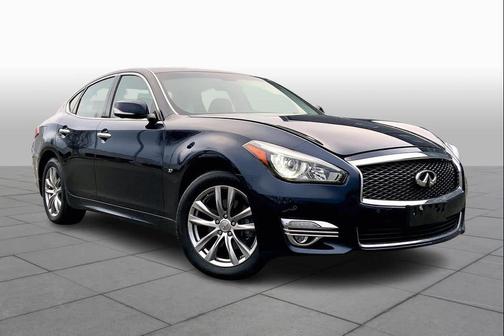 Hermosa Blue 2016 INFINITI Q70 3.7X