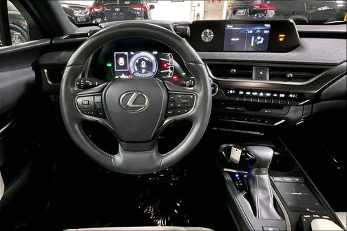 Eminent White Pearl 2022 Lexus UX 250h Base