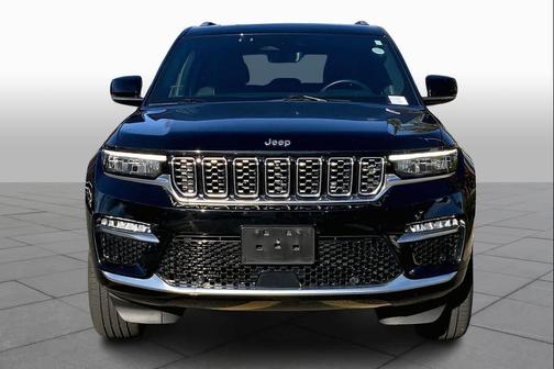 2023 Jeep Grand Cherokee Summit