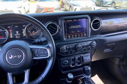 2021 Jeep Wrangler Unlimited Sahara Altitude