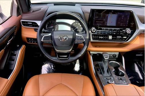 Blizzard Pearl 2021 Toyota Highlander Platinum