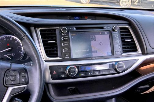 2016 Toyota Highlander Limited Platinum