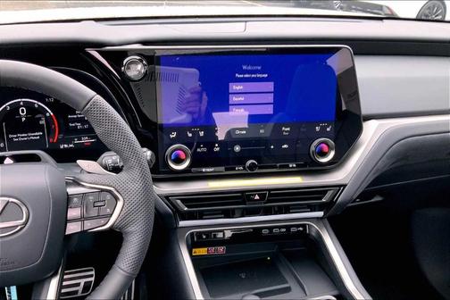 2025 Lexus TX 350 F HANDLING