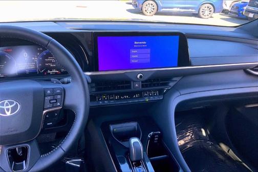2025 Toyota Crown Signia XLE
