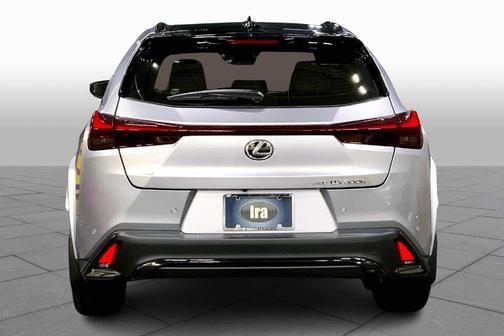 2025 Lexus UX 300h F HANDLING