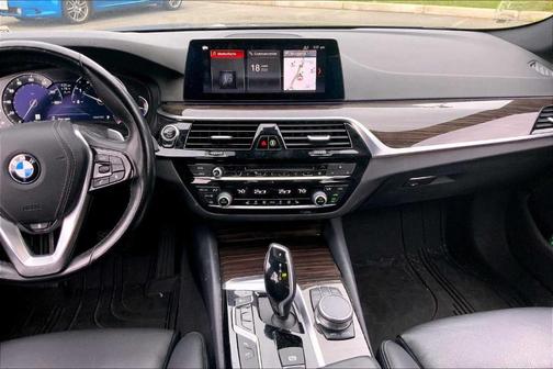 2019 BMW 530 i xDrive