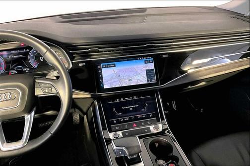 2022 Audi Q7 55 Premium